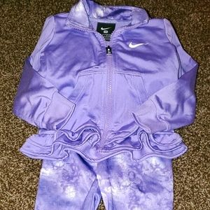 Purple nike outfit